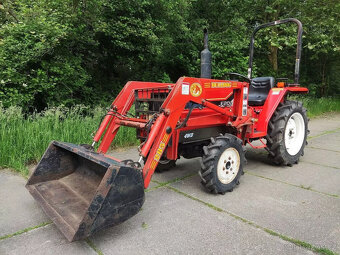 Traktor Yanmar F20D - 6
