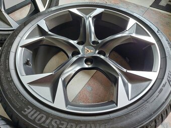 Cupra Formentor R19 Zánovní letní kola - 6
