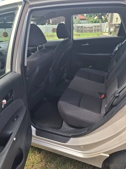 Hyundai i30CW 1,6CRDi 85kw, rok výroby 2011, najeto 310000km - 6