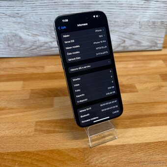iPhone 15 Pro 256GB, modrý Titan, eSIM (rok záruka) - 6