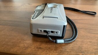 Fotoaparát Olympus Trip XB400 na náhradní díly - 6