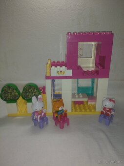 Hello Kitty domeček se zahrádkou, stavebnice UNICO Plus - 6