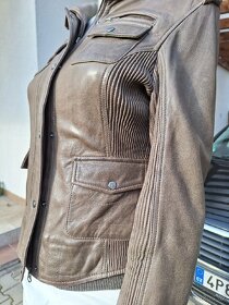 DÁMSKÁ KOŽENÁ BUNDIČKA vel. M - 6