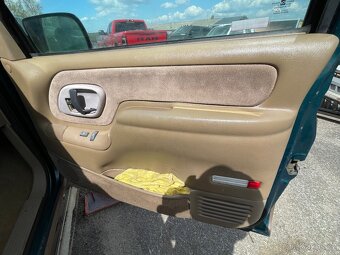 Chevy pick up 2500 gmc Chevrolet - 6