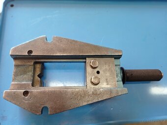 Příruční strojní svěrák Strojtex PS 100 - 6