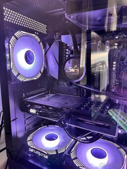 Herní PC RTX 3060 | Ryzen 7 | Vodní chlazení s LCD - 6