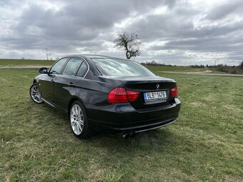 BMW Řada 3, 330i - XENONY - 6