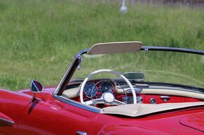 Mercedes Bernz 190 SL - 6