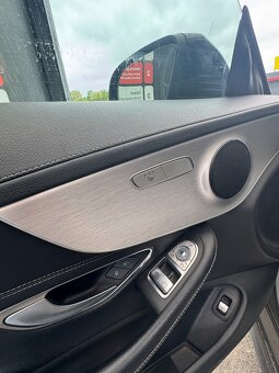 Mercedes-Benz Třídy C, Mercedes-Benz,220d, AMG line - 6
