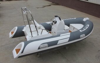 Nový nafukovací člun s laminátovým kýlem 3,9m max 40HP - 6