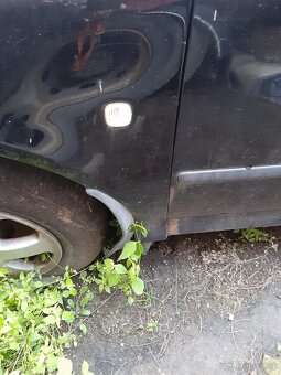 Škoda Octavia na nahradni díly motor ATD - 6