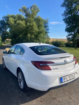 OPEL INSIGNIA 2.0 CDTI - 6
