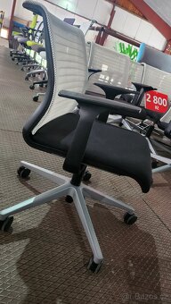 Zasedací židle Steelcase think - 6