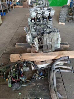 motor FZR 600 3HE - 6
