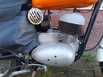 stavba trialu terénní závodní motocykl čz 125 nebo 175 ccm - 6