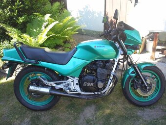 Suzuki GSX 550 - 6
