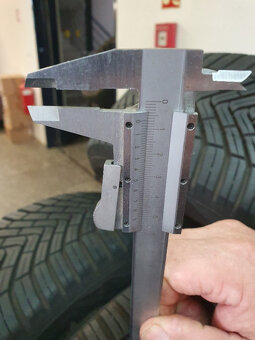 Alu kolo RIAL R16 5x120, celoroční pneu Conti 205/55 R16 - 6