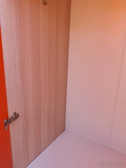 kvalitní šatní skříň, poslední kus DOPRAVA - 6