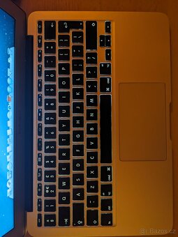 Apple macbook air 11.6" A1465 - 6