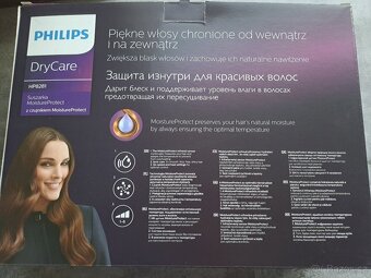 Vyoušeč vlasů Philips MoistureProtect - 6