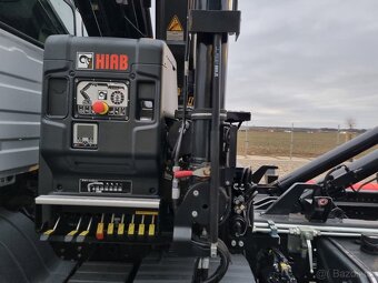 NOVÝ NEJETÝ MERCEDES ATEGO 1627 NOSIČ KONTEJNERU + RUKA HIAB - 6