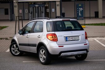 Suzuki SX4 1.5 GLX Urban Line - 6