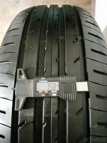 4ks letni 215/55/18 toyo - 6