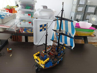 LEGO Pirates 6274 Caribbean Clipper - 6