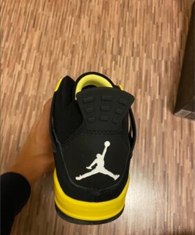 Air Jordan 4 Thunder Black - 6