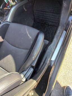 Mitsubishi Outlander - 6