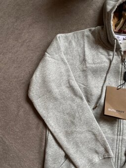 Burberry - 6