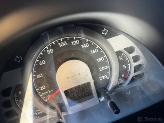 VW FOX 1.2 Benzín 40kw 3dveř - 6