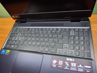 Nepoužitý Nitro 5,RTX-4.gen-140w,i5-12gen,DDR5,1TB - 6