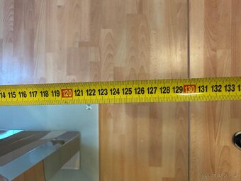 Prodám skleněný málo používaný stůl vč. 4 ks židlí a konfere - 6