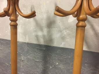 VESAK TON / THONET - 6