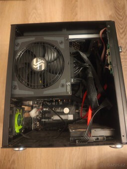 PC sestava - 6
