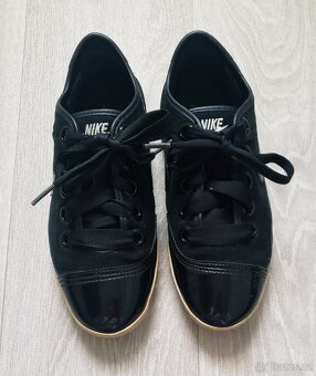 Nike Originál Dámské Kožené Boty Dívčí Baleríny Vel. 37.5 - 6