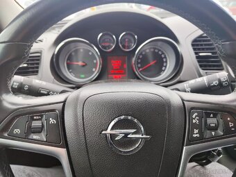 Opel Insignia - 6