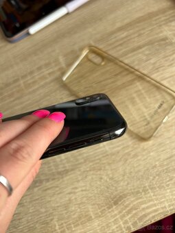 Apple iPhone X 256 GB - 6