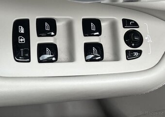 Volvo XC90 2.0 D5 INSCRIPTION odp.DPH automat 165 kw - 6