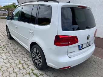 VW Touran 1,6TDi, mód 2011, naj 205000km - 6