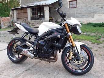 Street triple - 6
