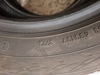 Pneu celoroční 185/60 R15 88H Nokian - 6