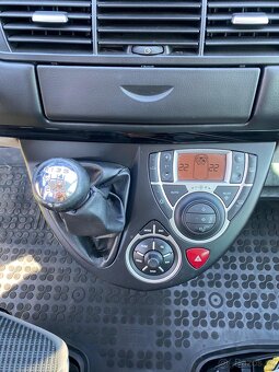 Citroen C8 HDI - 6