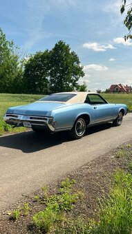 Buick riviera gs - 6