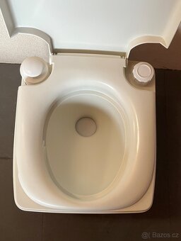Mobílní záchod / WC / toaleta - 6