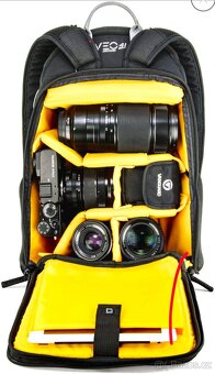 foto Canon M50 18-150mm + batoh s příslušenstvím zdarma - 6