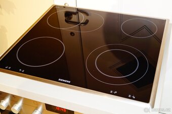 Siemens nerezový vestavný sporák HE23AB510 - 6