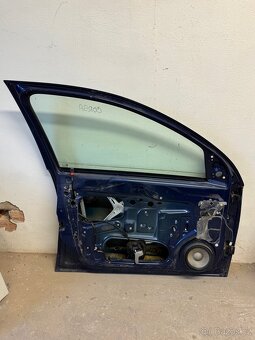 Opel Corsa, Levé dveře - 6