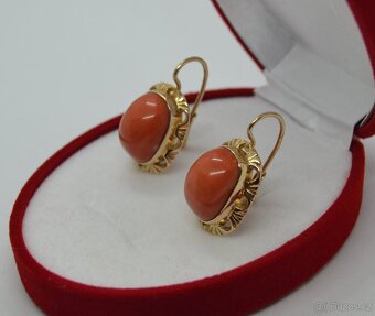 Zlaté náušnice s KORÁLEM - 6